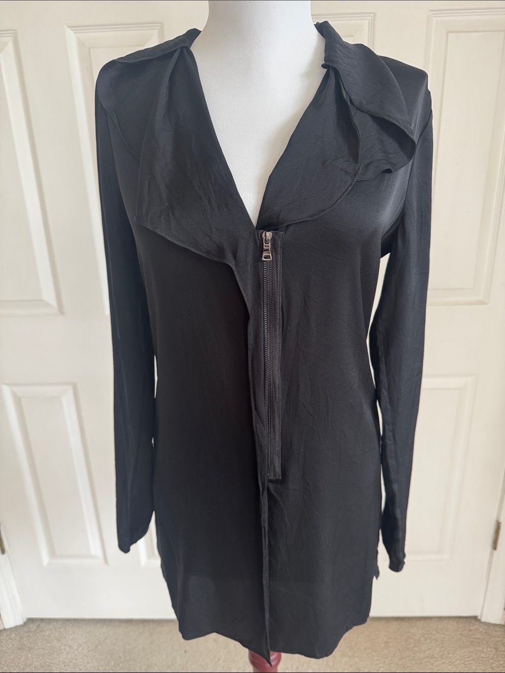 Elie Tahari Black Long Sleeve Zip-Front Tunic